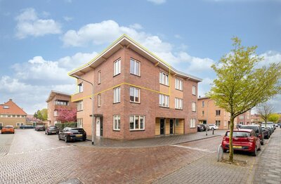 Spechtstraat 30 HILVERSUM Spechtstraat 30 HILVERSUM