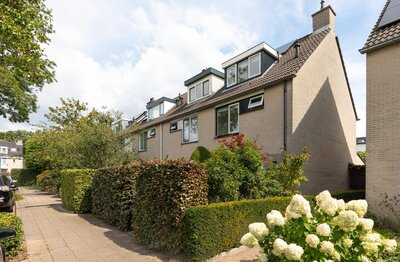 Elzenlaan 26 LOOSDRECHT Elzenlaan 26 LOOSDRECHT