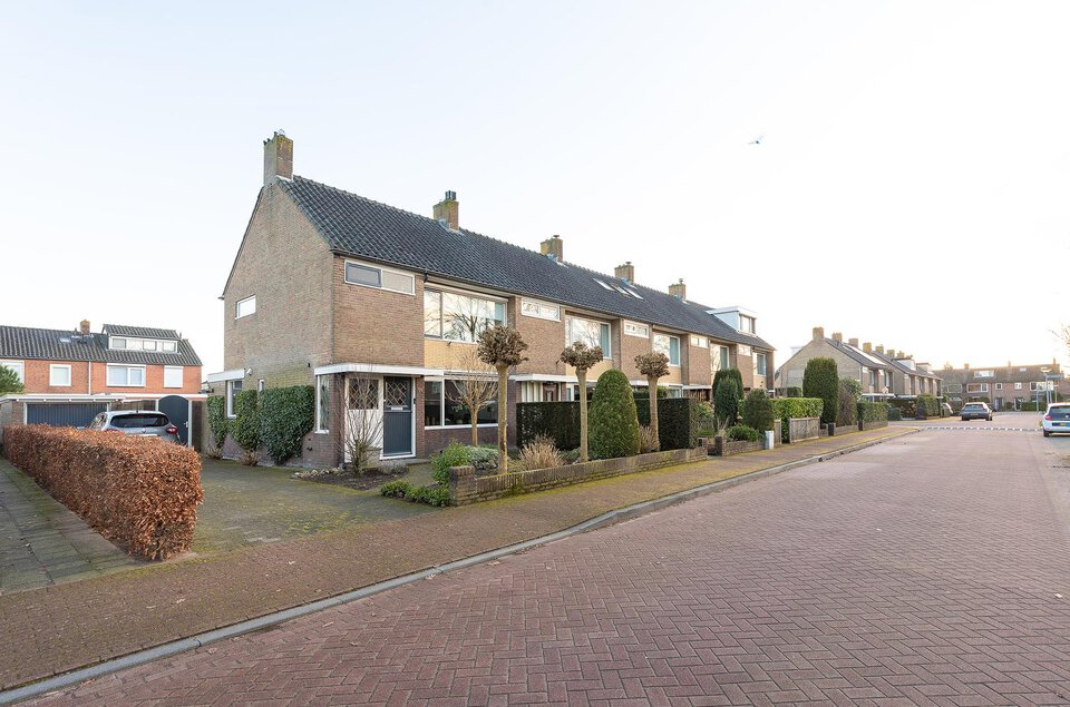 Zenderlaan 19 HUIZEN